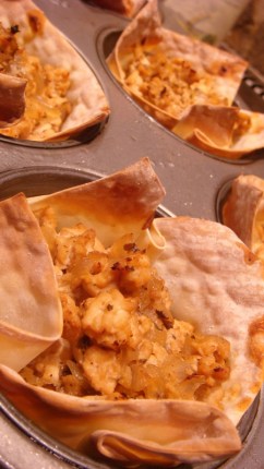 spiced chicken Asian cups